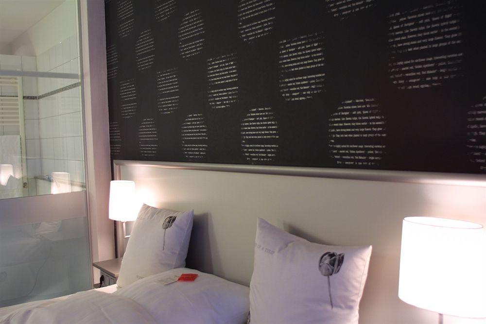 מוארס Wellings Romantik Hotel Zur Linde מראה חיצוני תמונה