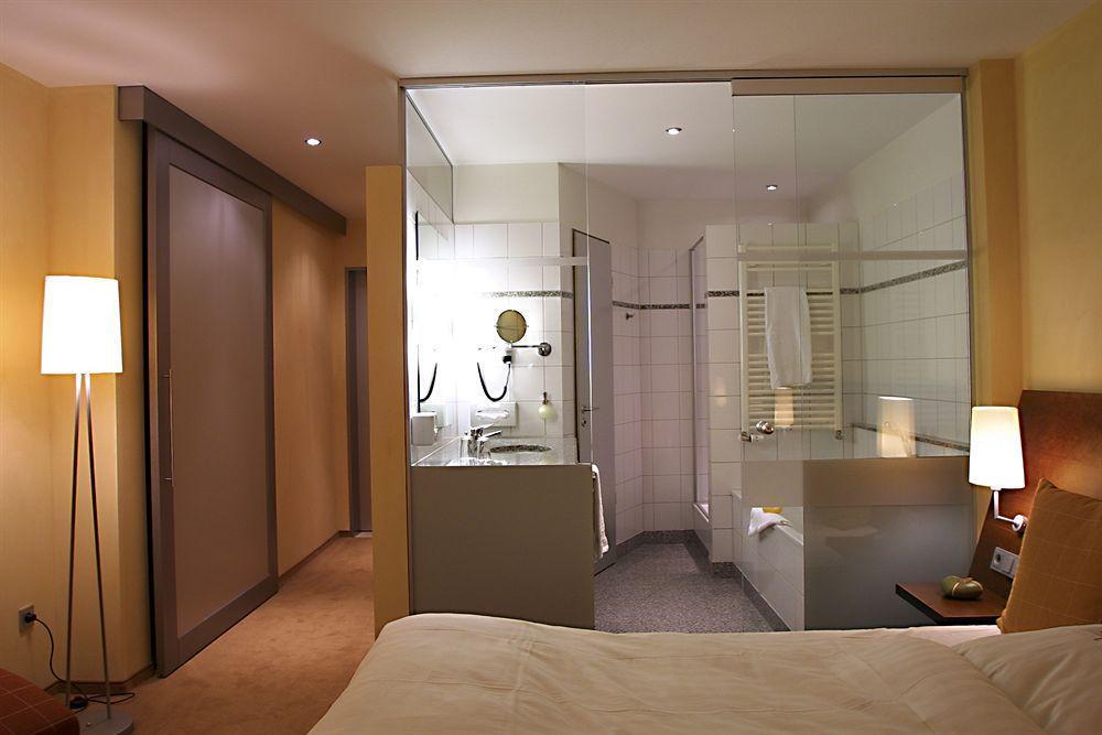 מוארס Wellings Romantik Hotel Zur Linde מראה חיצוני תמונה