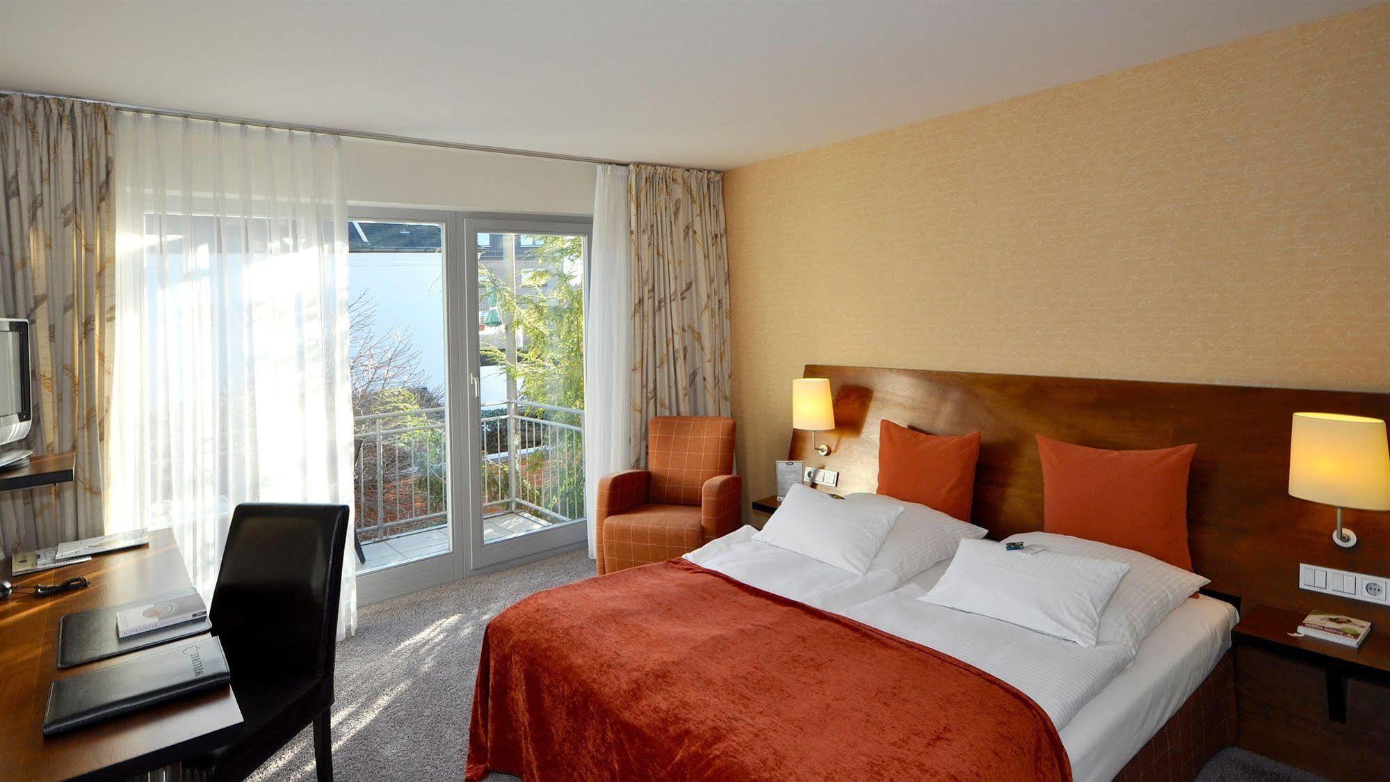 מוארס Wellings Romantik Hotel Zur Linde מראה חיצוני תמונה