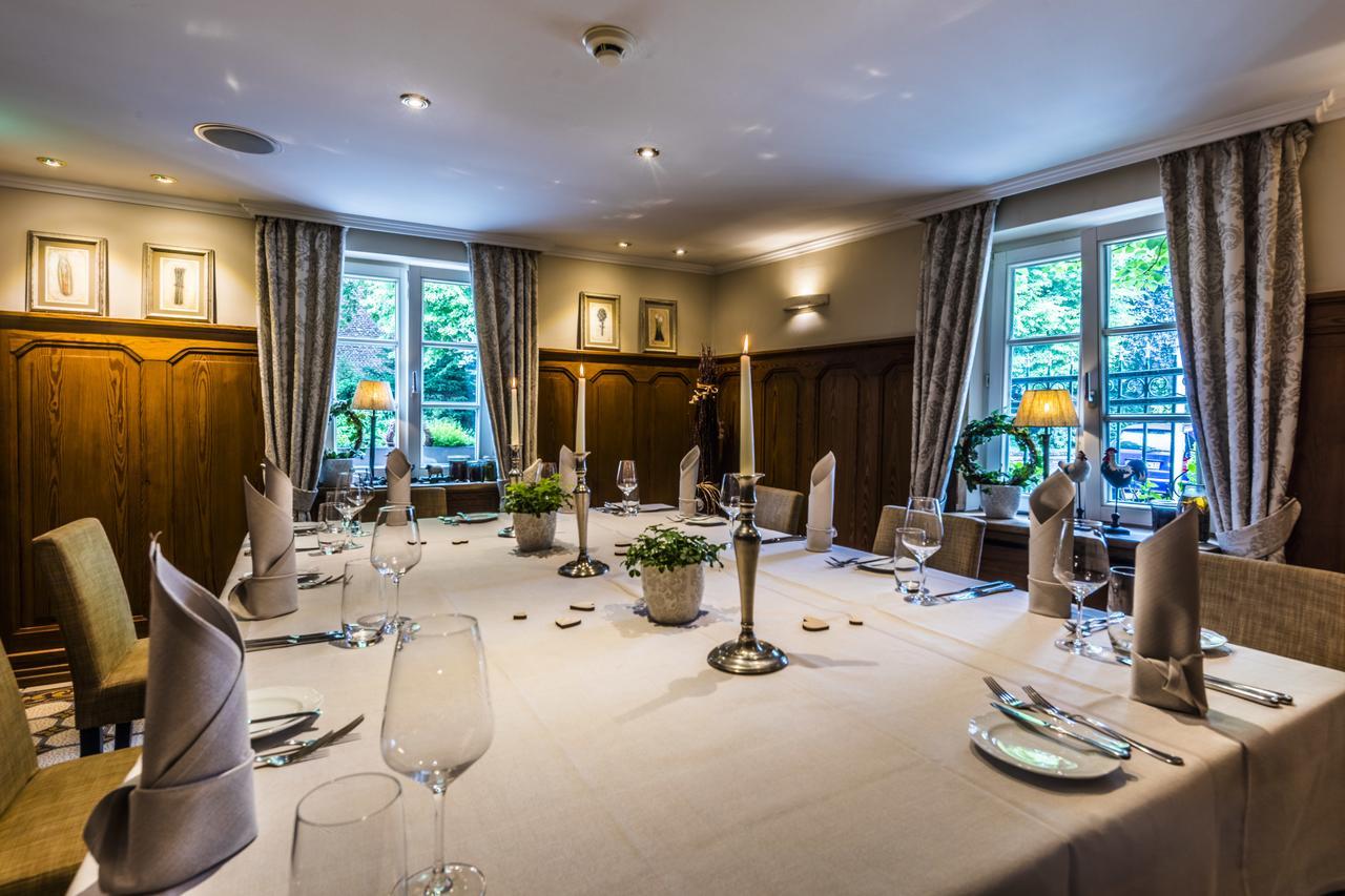מוארס Wellings Romantik Hotel Zur Linde מראה חיצוני תמונה