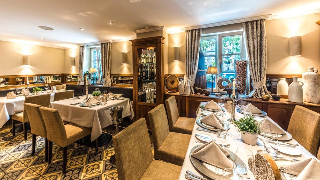 מוארס Wellings Romantik Hotel Zur Linde מראה חיצוני תמונה
