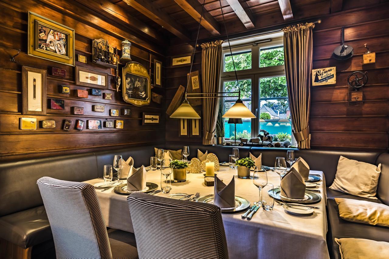 מוארס Wellings Romantik Hotel Zur Linde מראה חיצוני תמונה