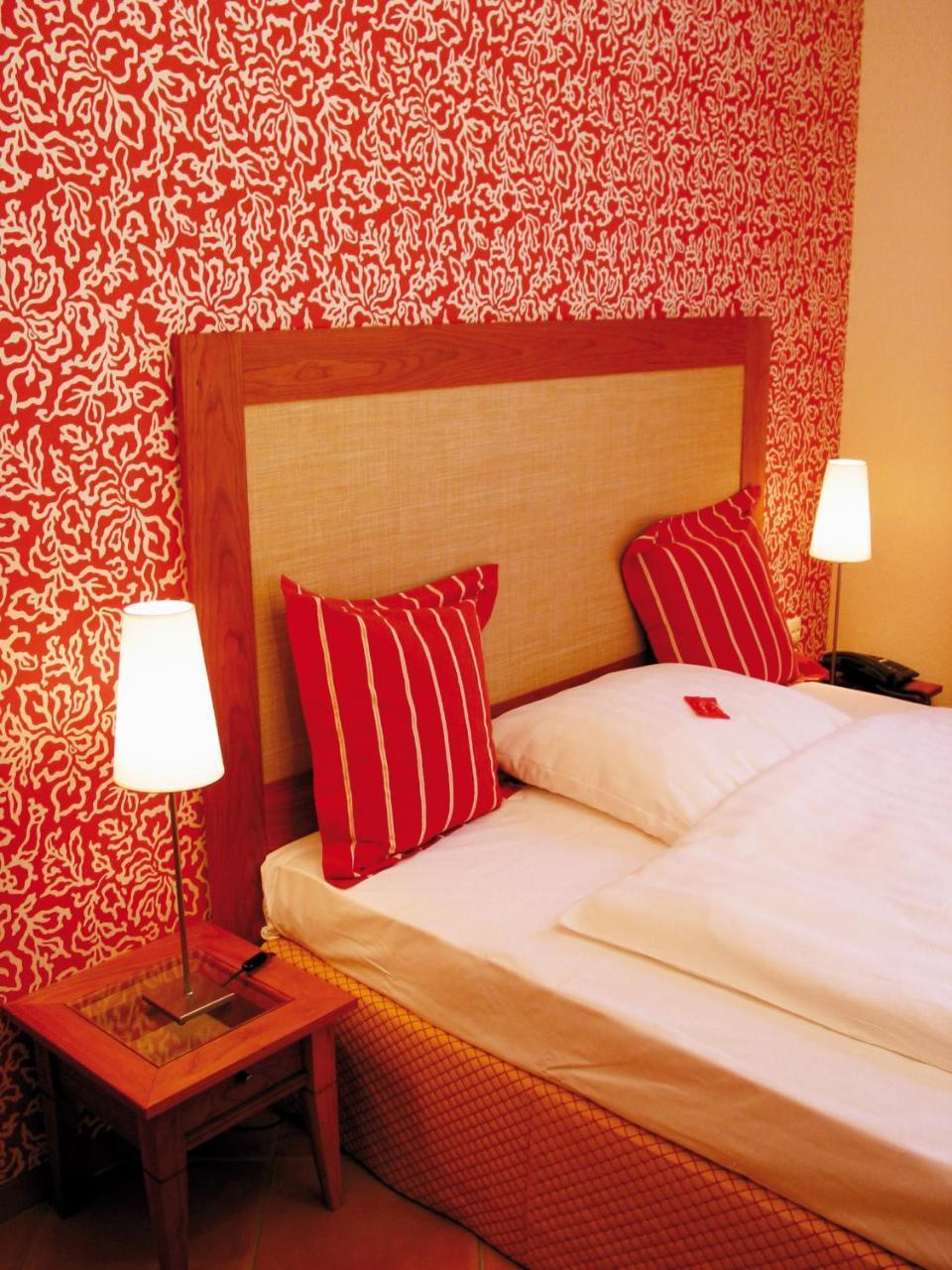 מוארס Wellings Romantik Hotel Zur Linde מראה חיצוני תמונה